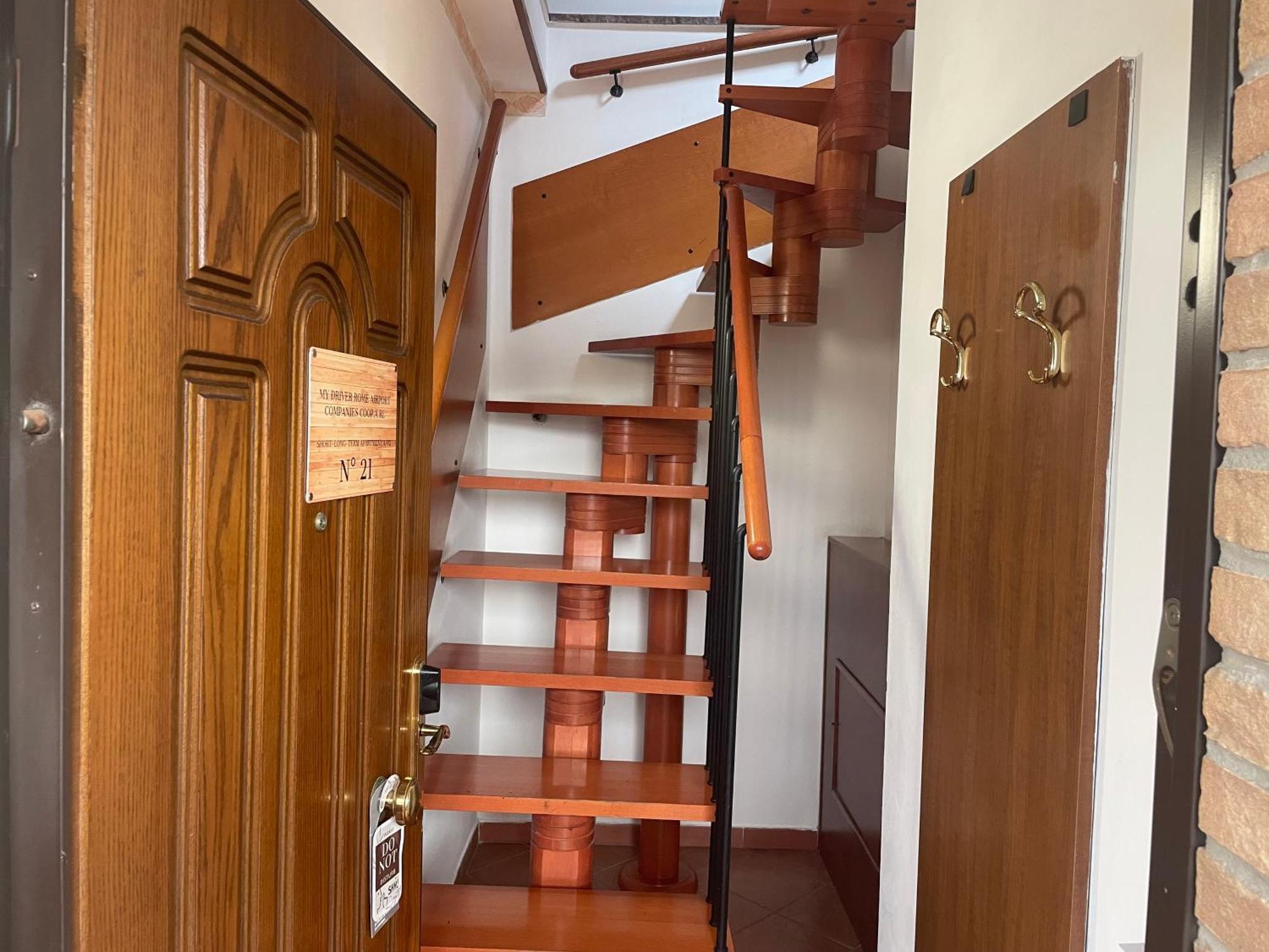 Euro House Inn Airport Фиумичино Екстериор снимка