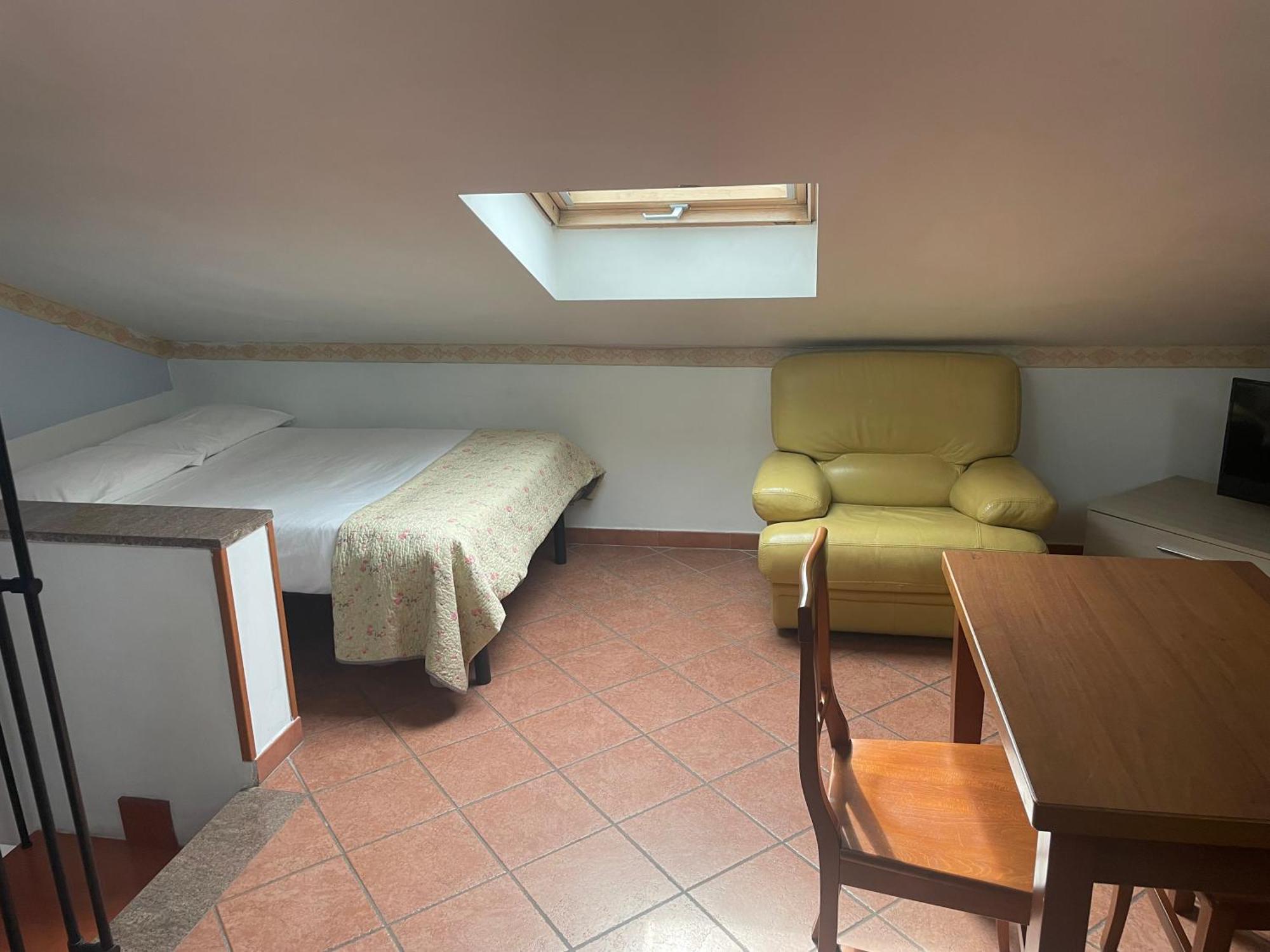 Euro House Inn Airport Фиумичино Екстериор снимка